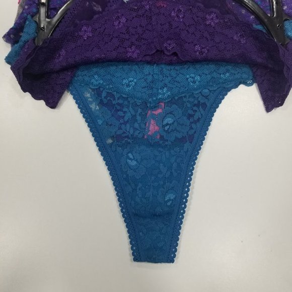 Betsey Johnson Cotton & Lace Thong Set Underwear 5 Pack - Picture 2 of 12